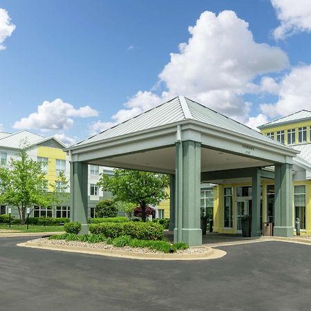 Hilton Garden Inn Louisville East Екстериор снимка