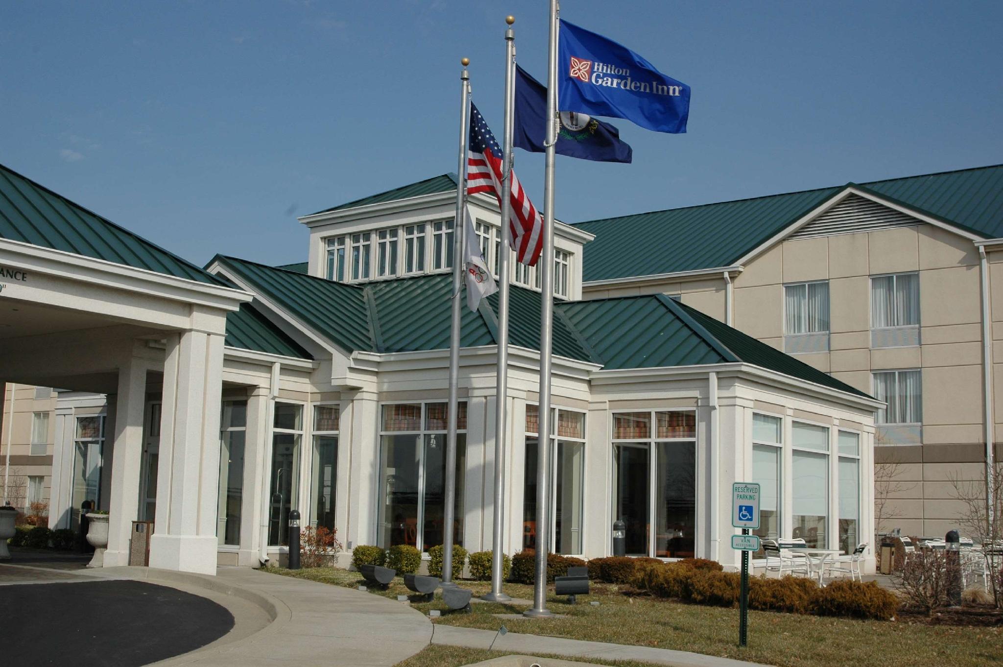 Hilton Garden Inn Louisville East Екстериор снимка
