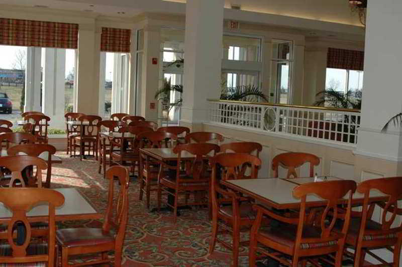 Hilton Garden Inn Louisville East Ресторант снимка